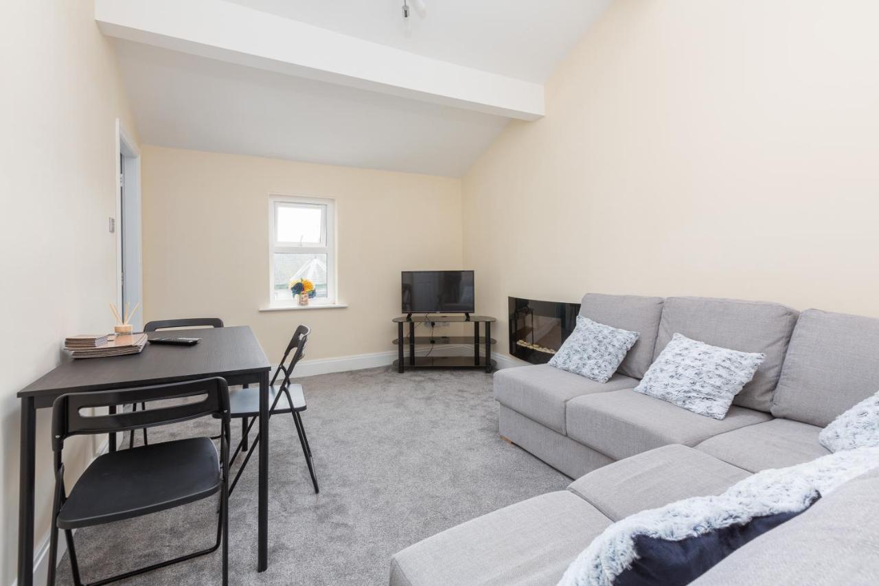 Eden - Family Apartment, Wifi & Parking Blackpool Ngoại thất bức ảnh